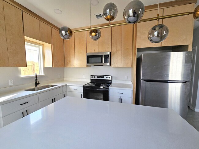 Photo - 1019 N Woodson Ave Unit #4