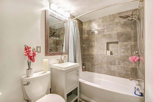 Photo - 11408 Cherry Hill Rd