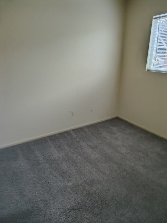 Photo - 730 Plumas Ave Unidad Plumas 4