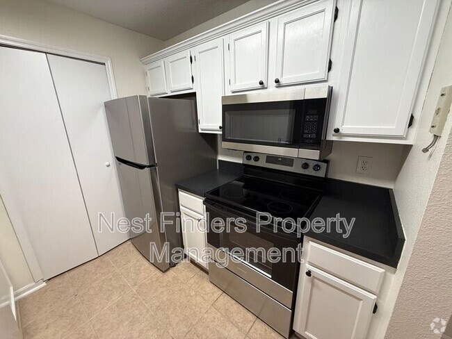 Building Photo - 7701 Timberlin Park Blvd Rental
