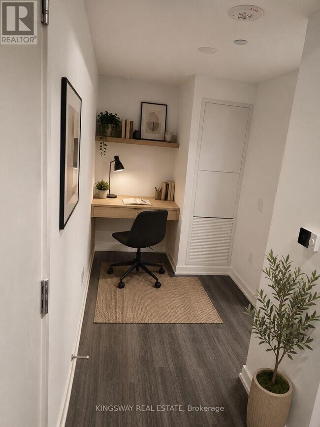 Photo - 4010 Eglinton Ave W Unit 203