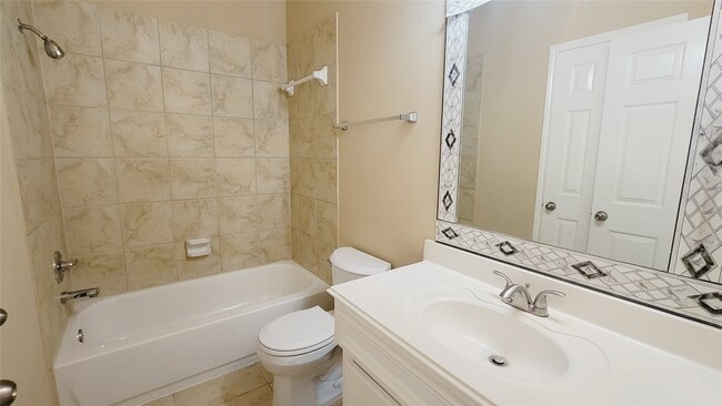 Building Photo - 14747 Briceland Springs Dr