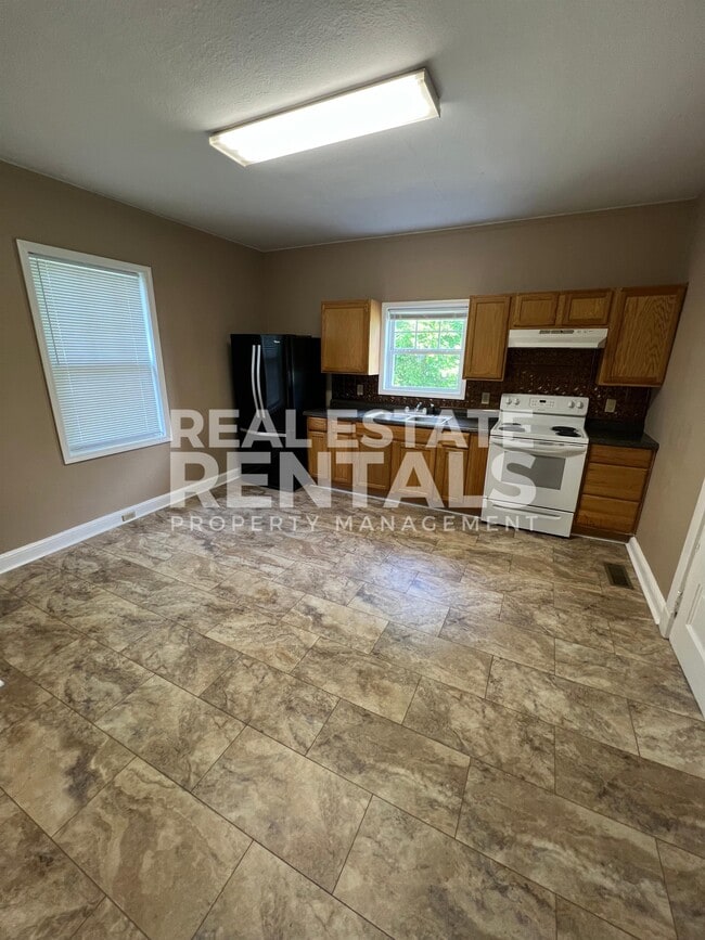 Photo - 1009 Martin Ave