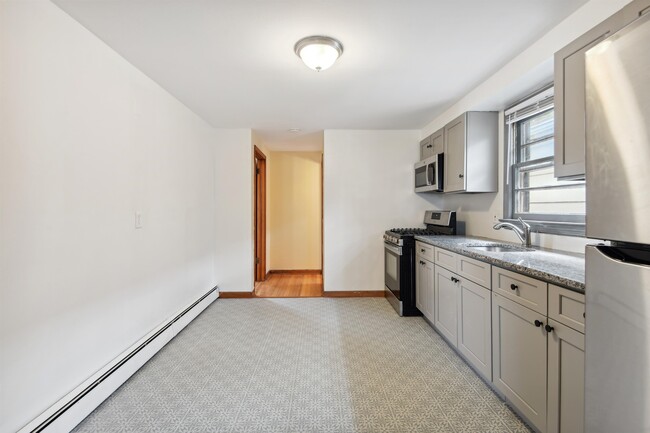 350 Cator Ave Unit 2