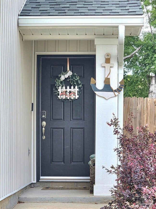 Photo - 380 Hilburn Ln