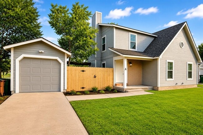 Building Photo - 8807 Springmail Cir