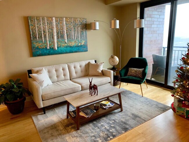 Photo - 451 W Huron St Unit 1305