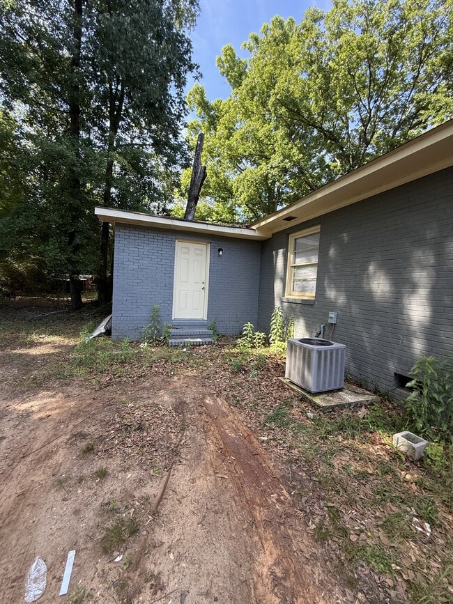 Photo - 1502 Foye Ave