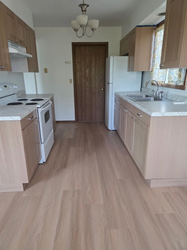 510 W Daisy Pl Unit 2
