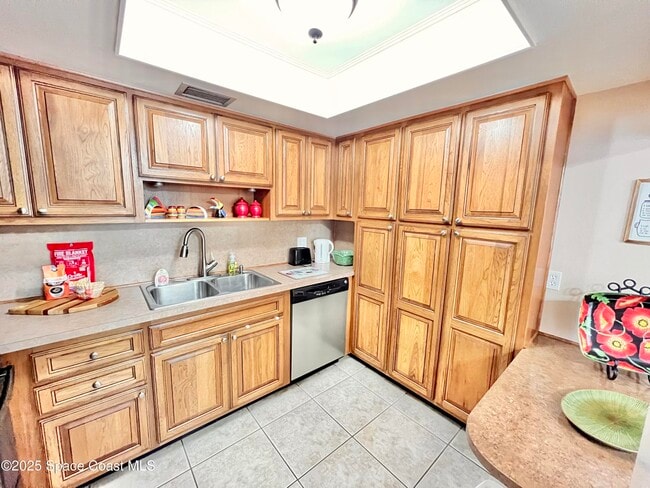 Photo - 151 Cape Shores Cir Unit 1-G