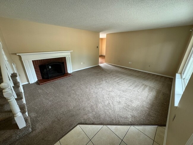 Photo - 3 Bedroom 1.5 Bath Duplex