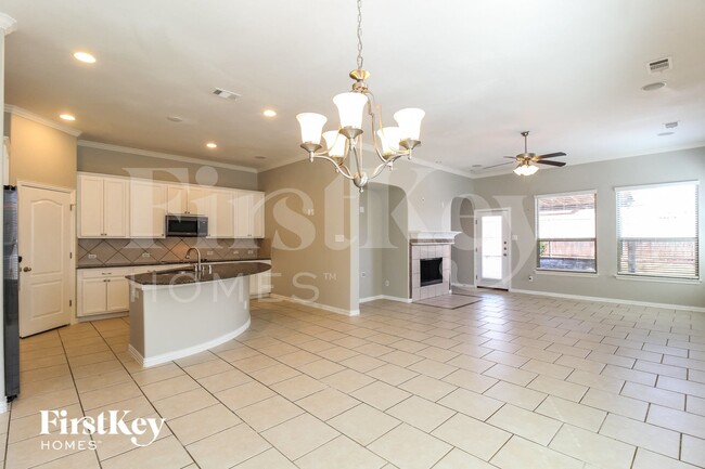 Photo - 15024 Spruce St
