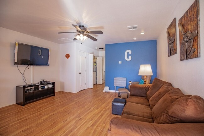 Photo - 800 Sherwood Dr Unit C