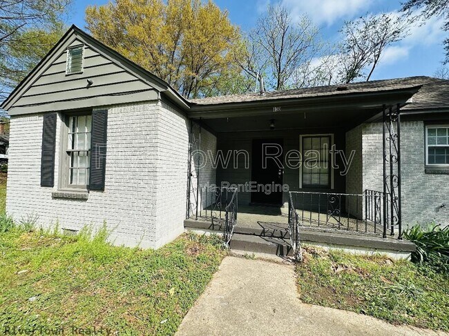 Photo - 830 Marsh Ave