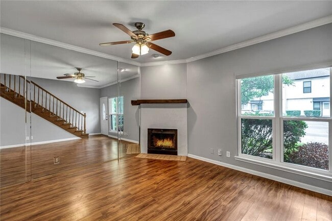 Photo - 1307 Kinney Ave Unit 110