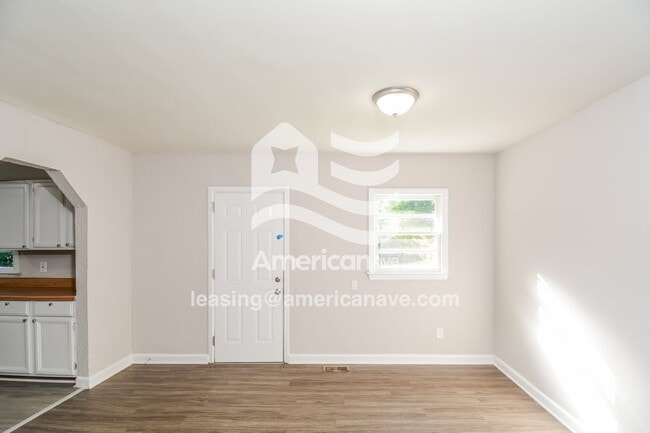 Photo - 5209 Catalpa Rd