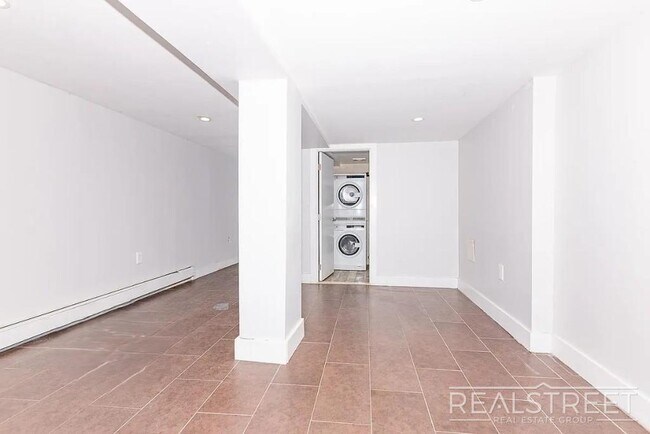 Photo - Putnam Avenue Unit 1