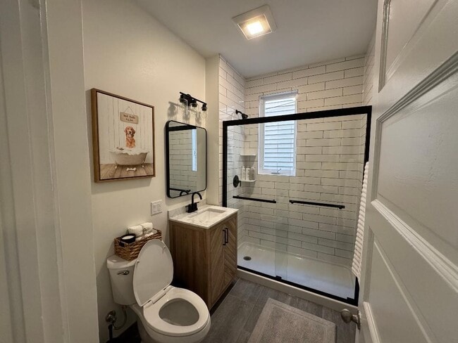 Bathroom - 1831 W Nelson St