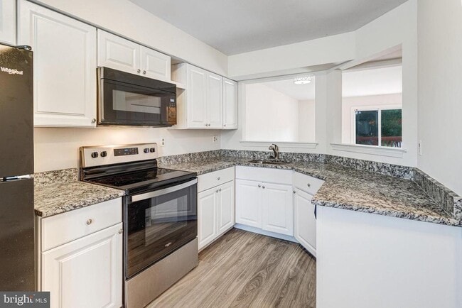 Building Photo - 15324 Gunsmith Terrace