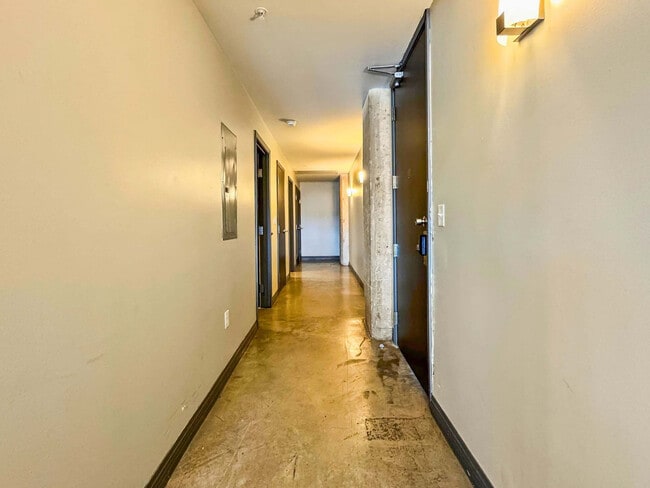 Photo - 555 Evergreen St Unit ID1075590P