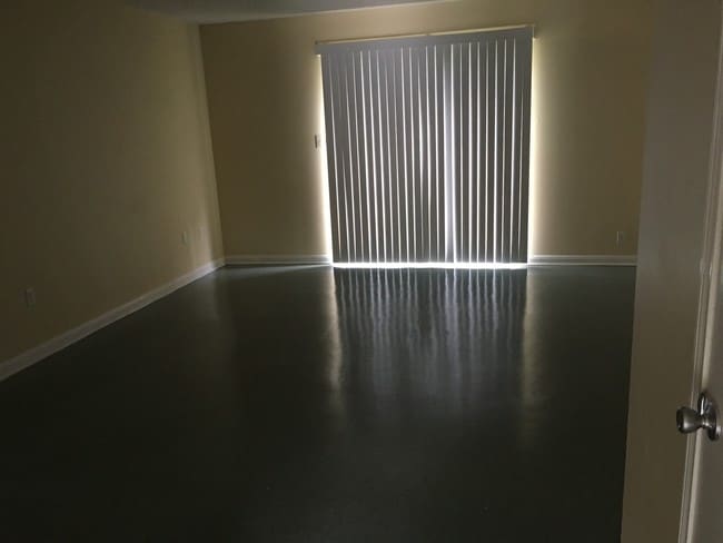 Photo - 44051 Stein Rd Unidad 2