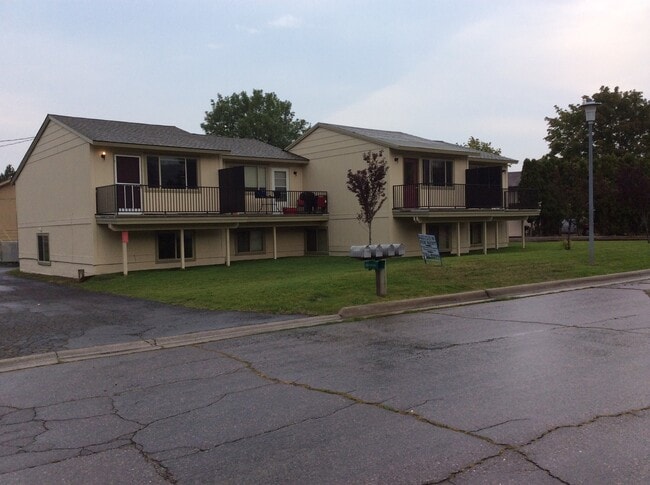 806 Spartan Dr Unidad C