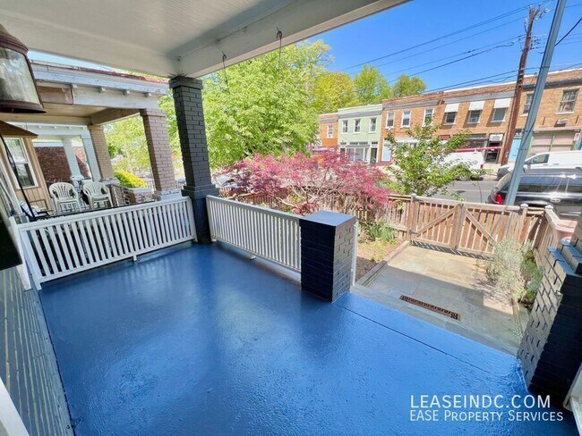 Photo - 228 Upshur St NW