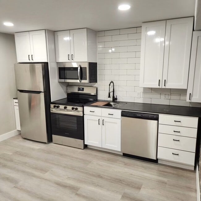 Photo - 10418 Sage Luigi Ct Unit B