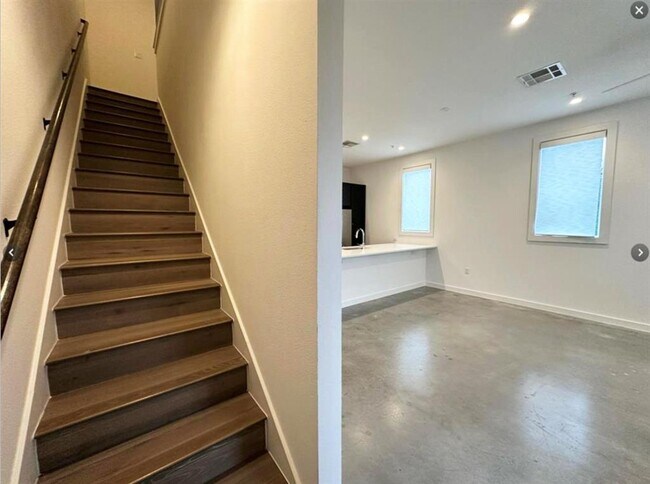 Photo - 1021 1/2 E 38th St Unit 53