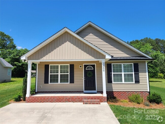 Building Photo - 1556 Kingston Dr Rental