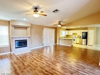Photo - 320 Mirasol Way