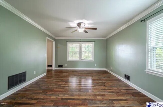 Photo - 1211 3rd Loop Rd