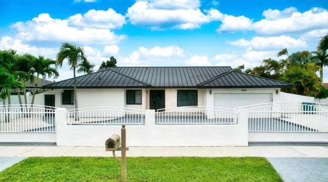 Photo - 13513 SW 5th St