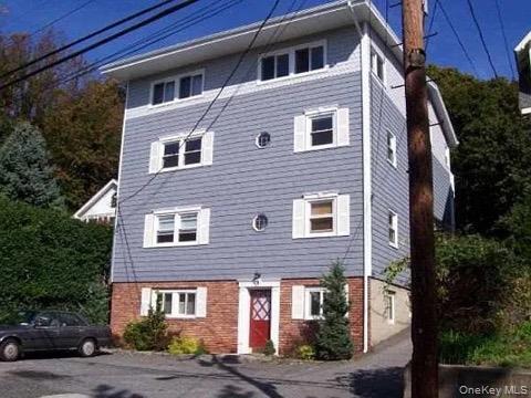 Building Photo - 76 Bayview Ave Unit C Rental