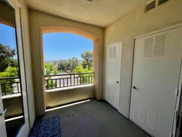 12372 Carmel Country Rd Unidad F203