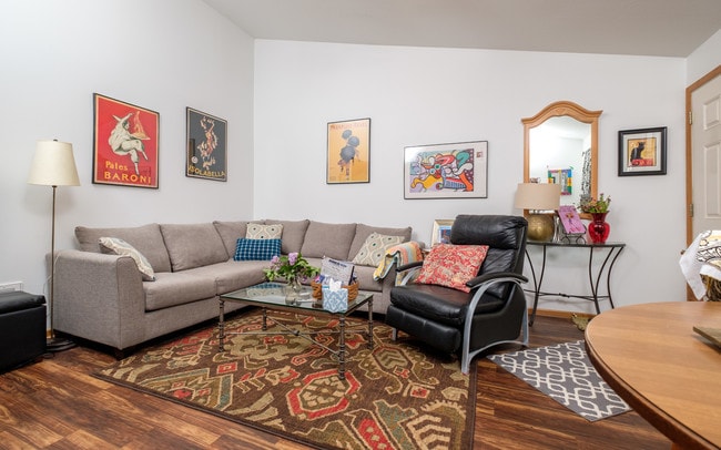 Photo - 106 National Dr Unit 201