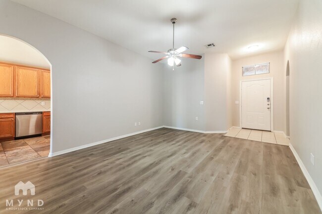 Photo - 506 Appaloosa Dr