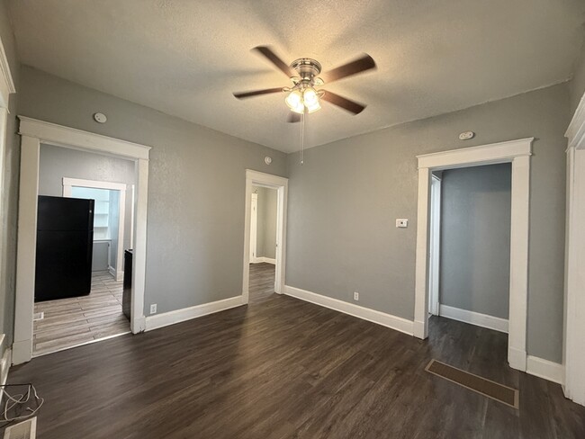 Photo - 2512 N 12 St