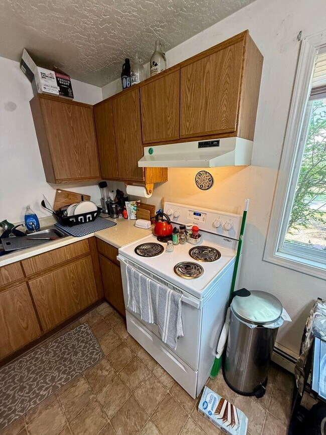 123 Tyler Way Unit A