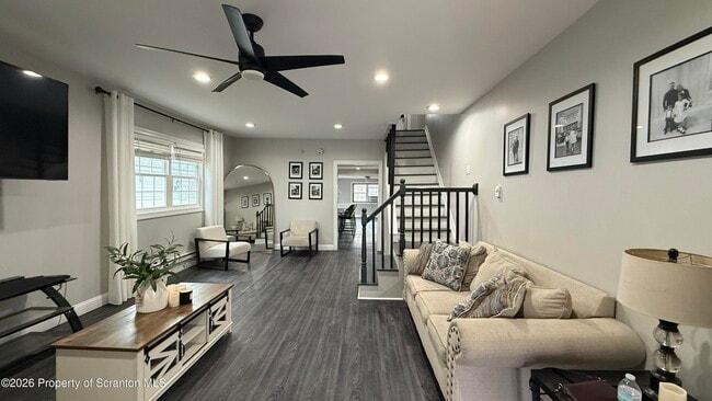 Photo - 721 N Lincoln Ave