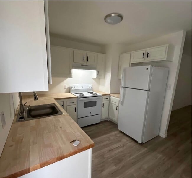 Photo - 12445 Pizarro Dr