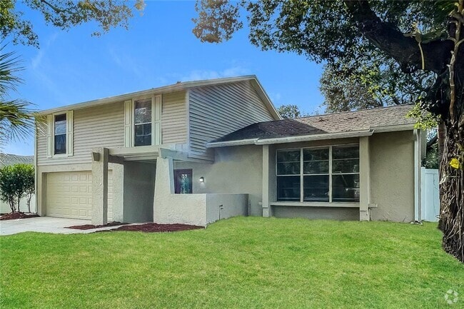 Building Photo - 7406 Meadow Dr Rental