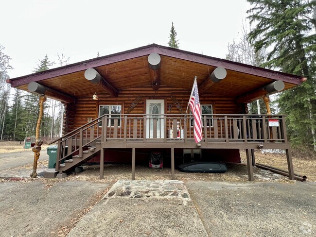 Building Photo - Charming 3-Bedroom Home in North Pole, AK ...