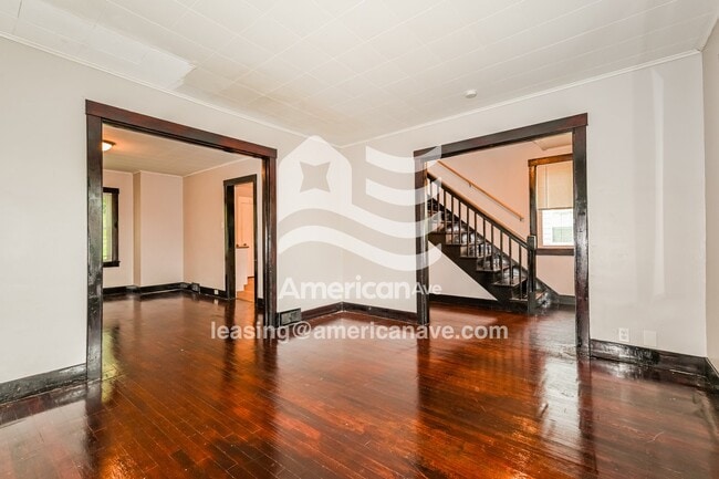 Photo - 1217 Wade St