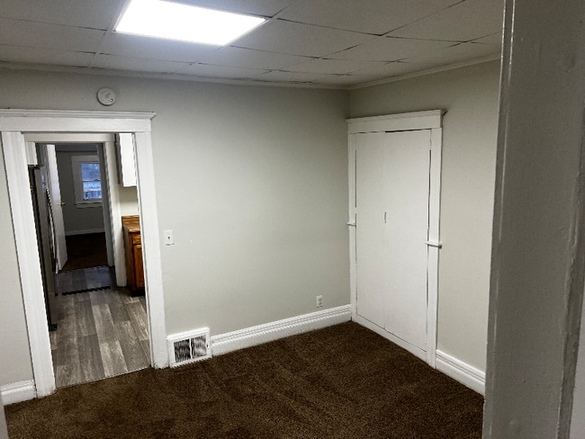 Photo - 19 E James St Unidad 1