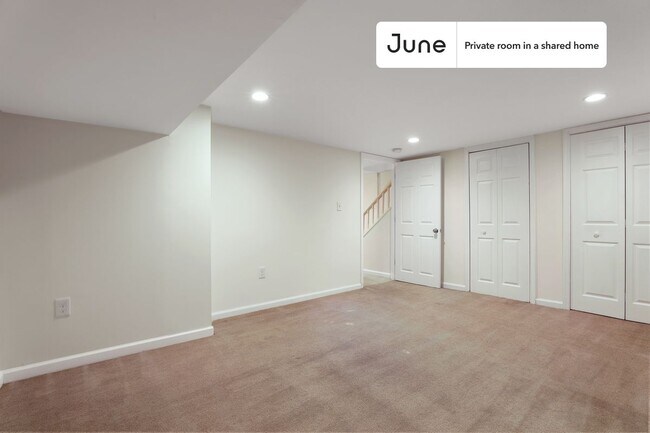 Photo - Room in Shared 5 bed/2 bath home Unidad BD