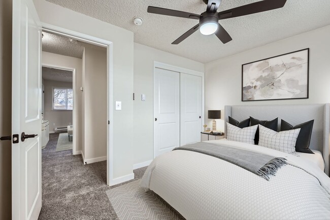 Photo - Breathtaking Renovation! Oversized 2 Bed 1... Unit 356 West Elizabeth Street