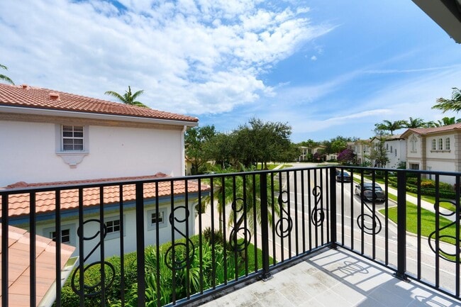 Photo - 198 Evergrene Pkwy Unidad 198