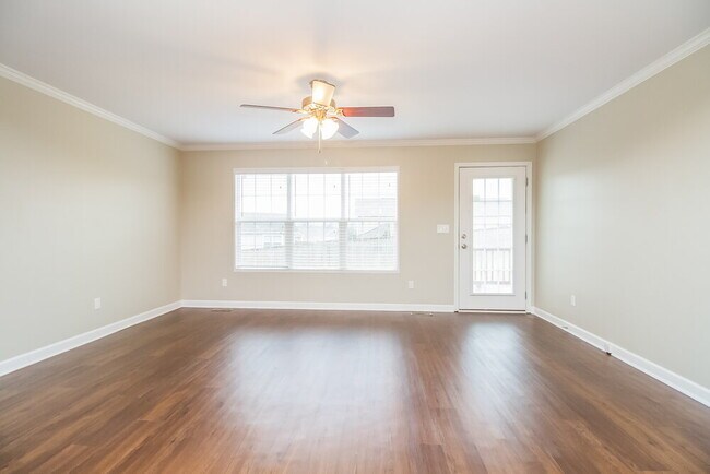 Photo - 2003 Vancroft Cir