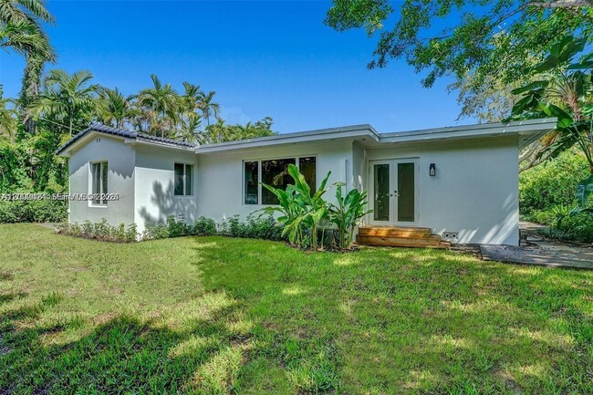 Photo - 630 NE 52nd Terrace